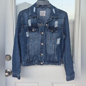 Love Tree Women Distressed Blue Jean Jacket Small Demin Button Up Long Sleeves